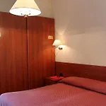 Stella Hotel 3*