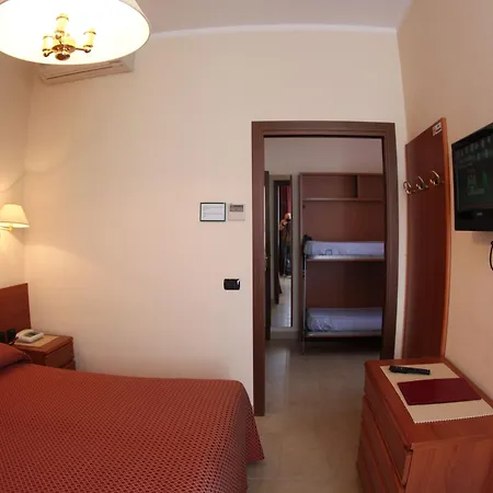 Hotell Stella 3*