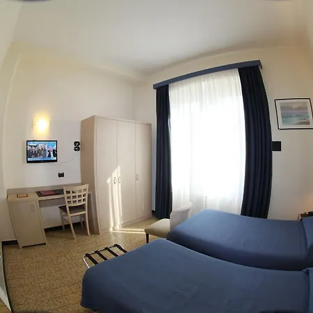 Stella 3*