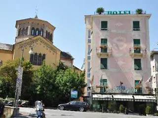 Stella فندق راباللو