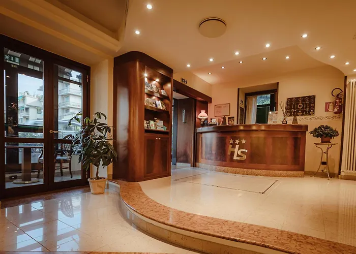 Отель Stella 3*