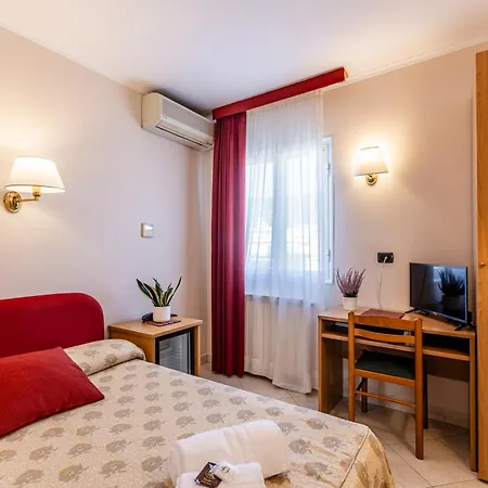 Hotel Stella